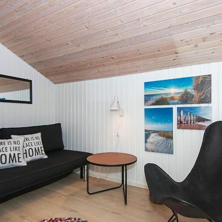 6 Person Holiday Home In R M Bolilmark 外观 照片