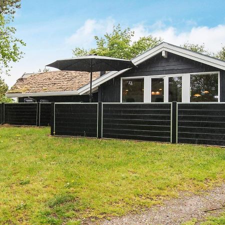 6 Person Holiday Home In R M Bolilmark 外观 照片